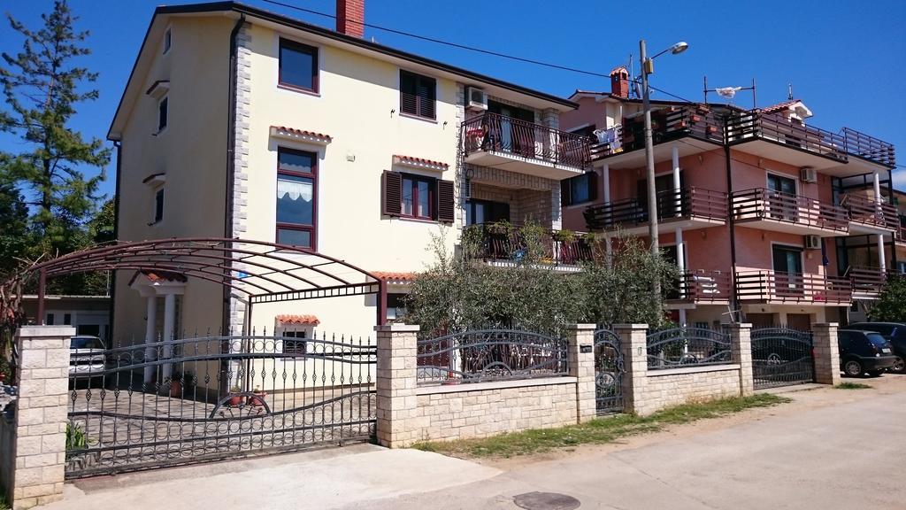 Apartments Ruza Умаг Екстер'єр фото