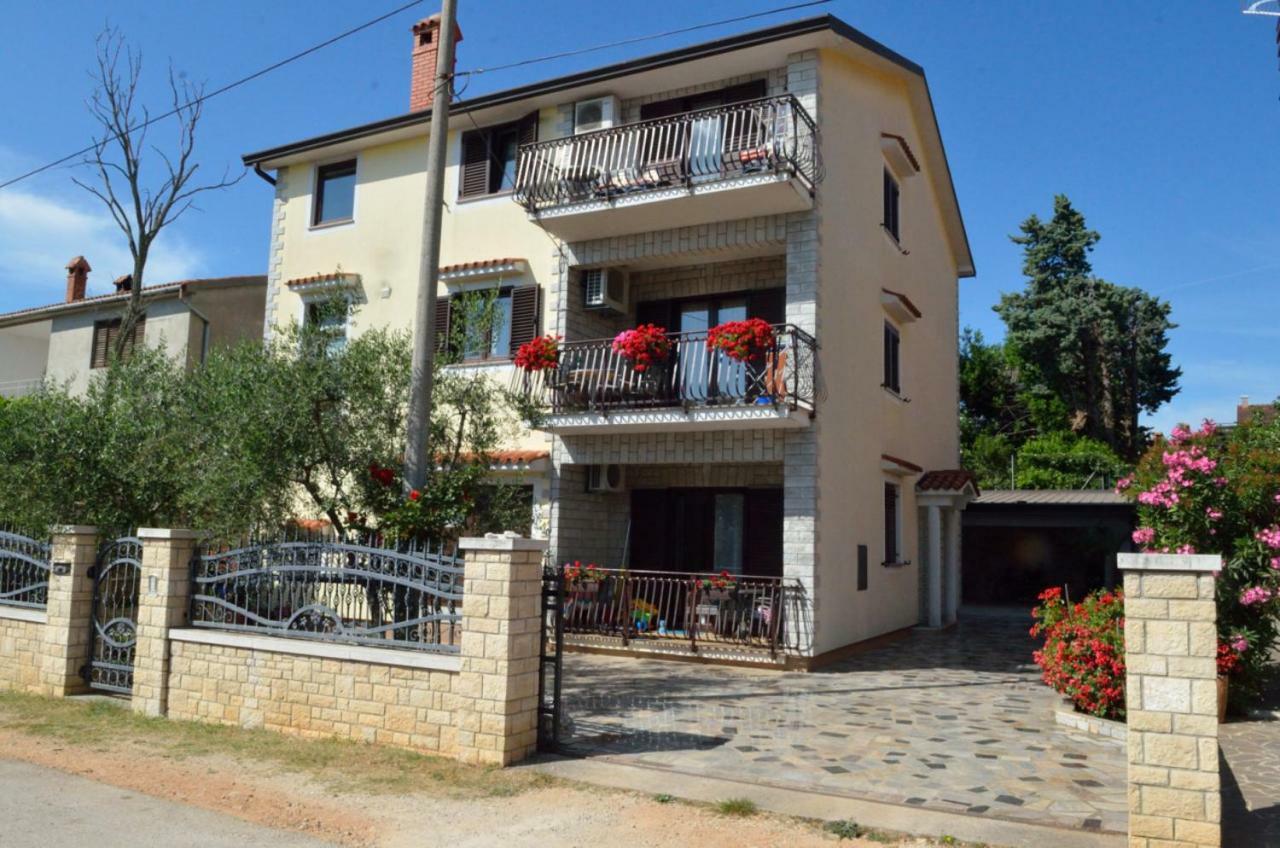 Apartments Ruza Умаг Екстер'єр фото